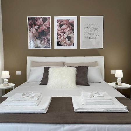 La Maison De Nini Apartment เวโรนา ภายนอก รูปภาพ