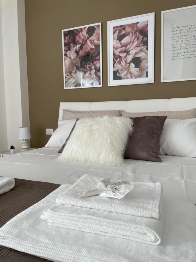 La Maison De Nini Apartment เวโรนา ภายนอก รูปภาพ